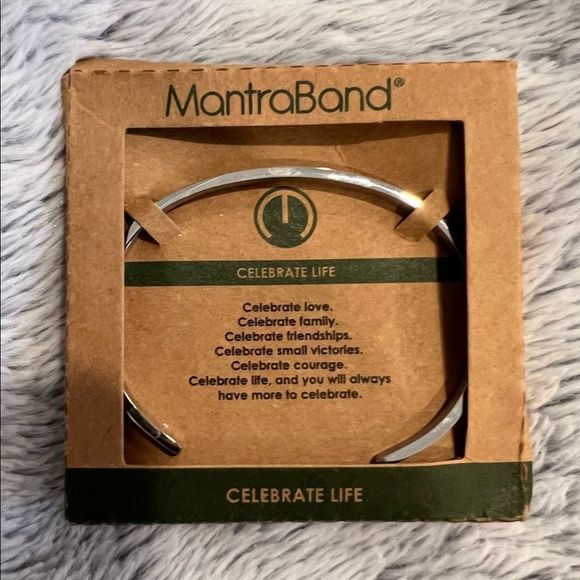 MantraBand Celebrate Life Bracelet BNIB - Picture 2 of 4